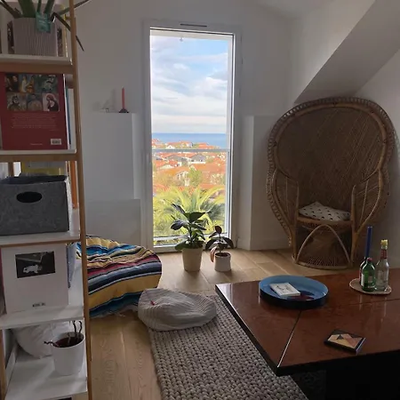 3 Rooms, Sea View In * Guéthary